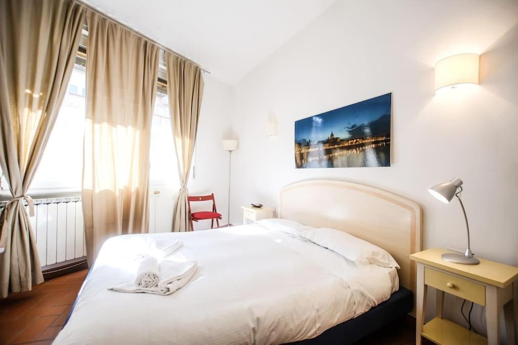 Nice Apartment Near Ponte Vecchio Florence Exterior photo